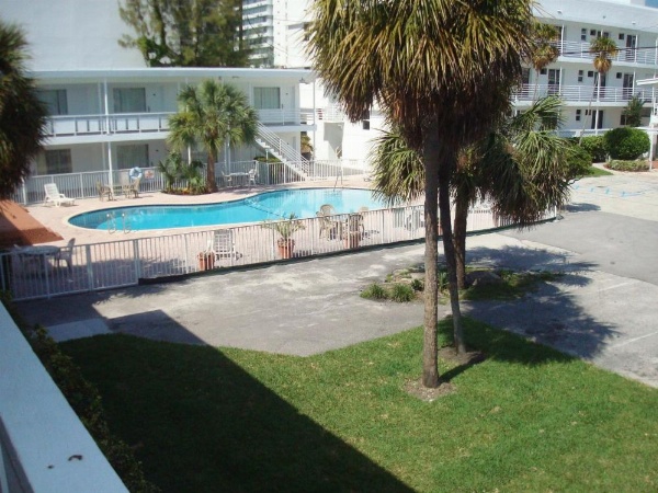 Hotel Collins image 18